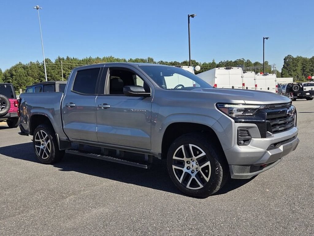 Used 2023 Chevrolet Colorado Z71 w/ Z71 Convenience Package 2 AWD/4WD image 14