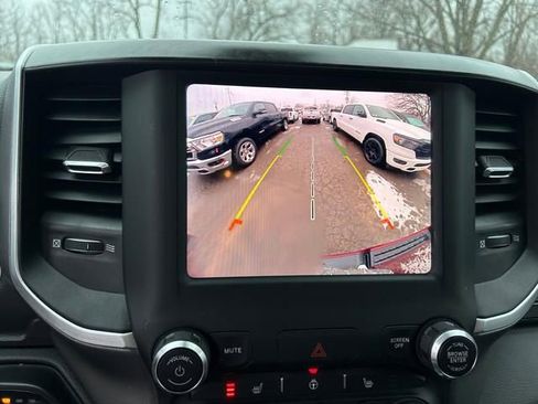 Used 2022 RAM 1500 Big Horn AWD/4WD image 18