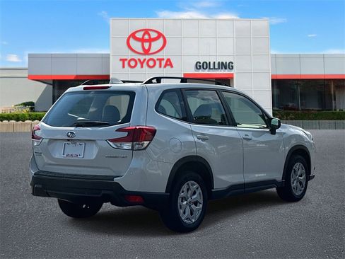 Used 2022 Subaru Forester image 5