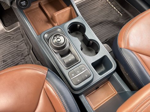 Used 2022 Ford Maverick Lariat w/ Lariat Luxury Package image 24