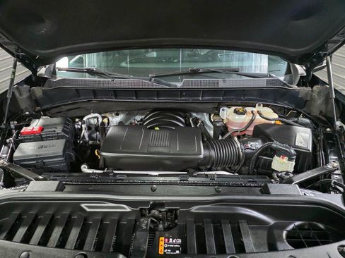 Used 2019 Chevrolet Silverado 1500 High Country w/ Technology Package AWD/4WD image 44