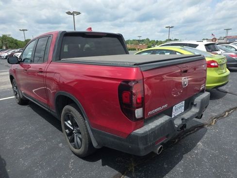 Used 2023 Honda Ridgeline Sport image 2
