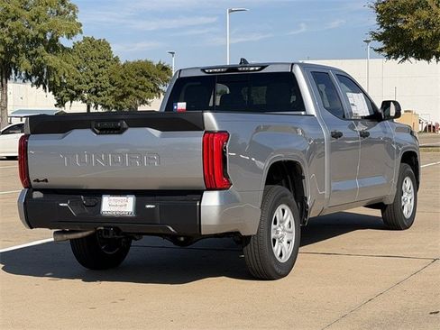 New 2026 Toyota Tundra SR image 4