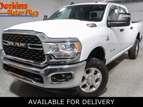 Used 2024 RAM 2500 Big Horn w/ Off Road Package AWD/4WD image 1