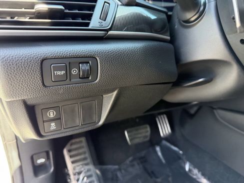 Used 2022 Honda Accord Sport image 25