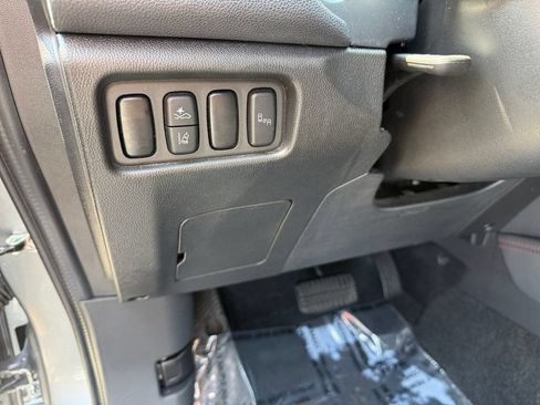 Used 2024 Mitsubishi Outlander Sport SE AWD/4WD image 27