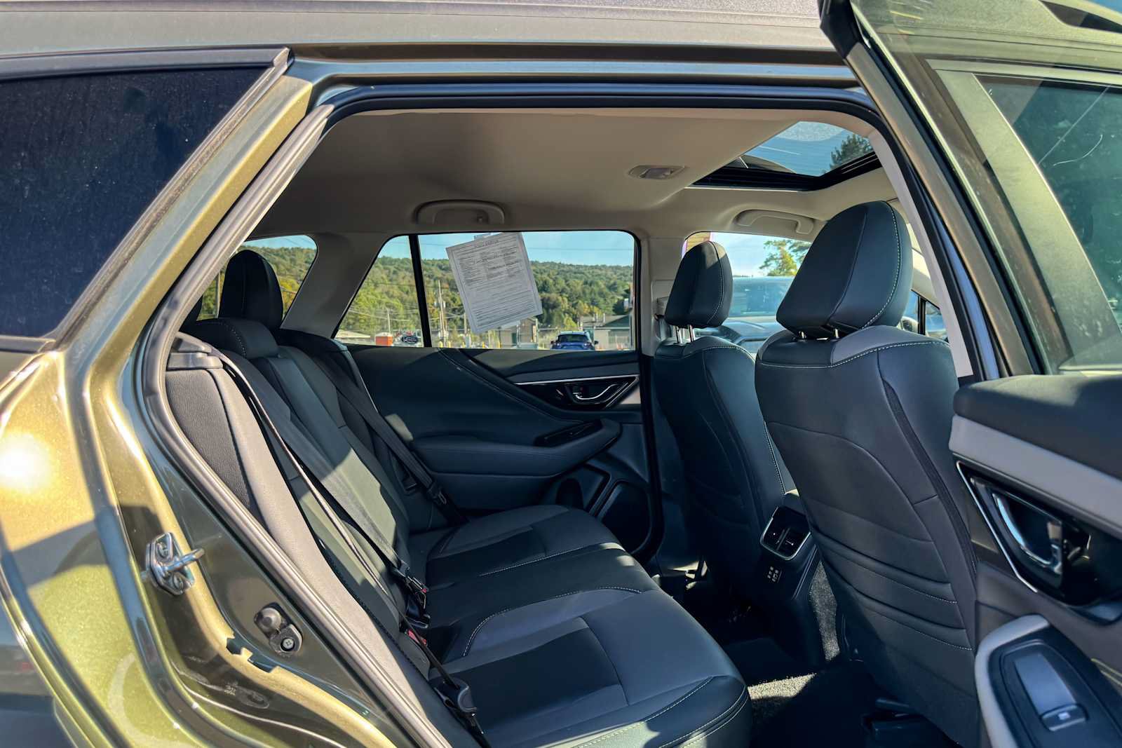 Certified 2025 Subaru Outback Onyx Edition AWD/4WD image 11