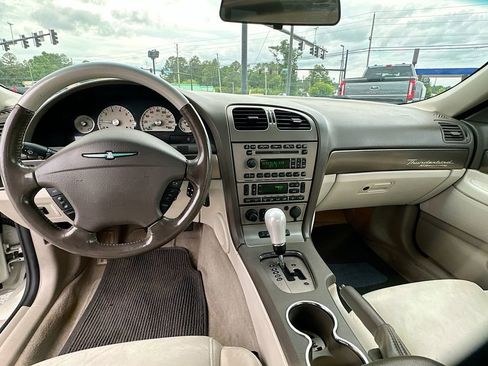 Used 2005 Ford Thunderbird 50th Anniversary RWD image 3