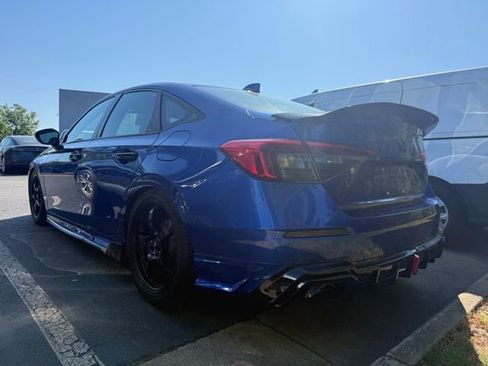 Used 2023 Honda Civic Sport image 4