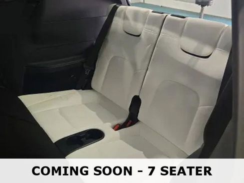 Used 2021 Tesla Model Y Long Range image 1