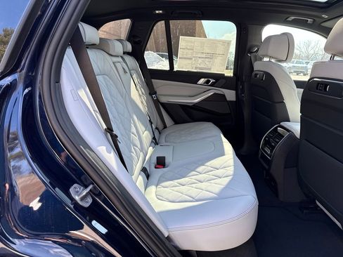 New 2026 BMW X5 xDrive50e image 24