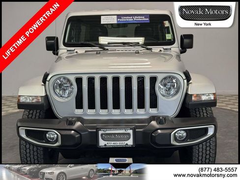 Used 2022 Jeep Wrangler Unlimited Sahara w/ Cold Weather Group image 2