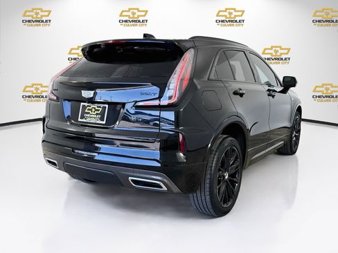 Used 2025 Cadillac XT4 Sport w/ LPO, Onyx Lite Package FWD image 8