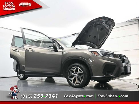 Used 2021 Subaru Forester Premium AWD/4WD image 40