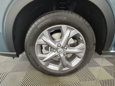 New 2026 Honda HR-V LX image 16