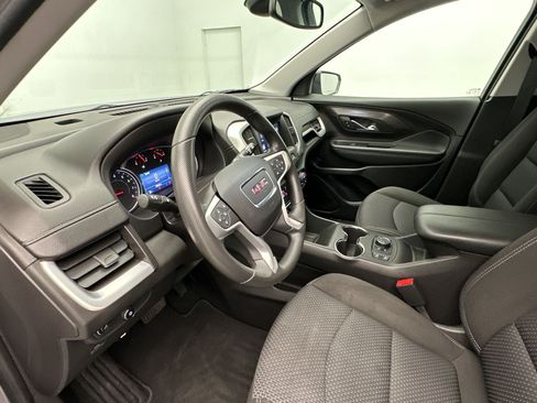 Certified 2024 GMC Terrain SLE w/ Driver Convenience Package AWD/4WD image 4