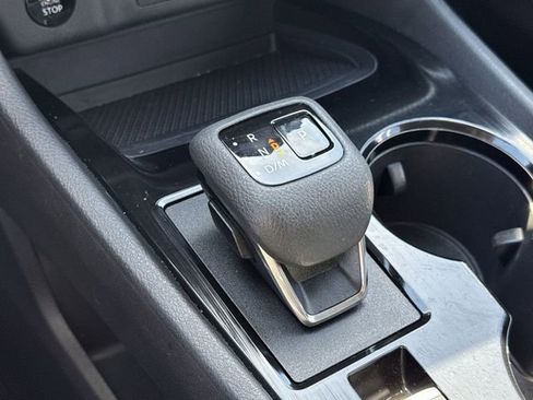 Used 2025 Nissan Rogue SV image 13