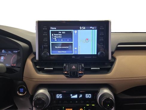 Used 2019 Toyota RAV4 Limited w/ Advanced Technology Package AWD/4WD image 14