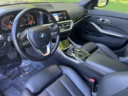Used 2019 BMW 330i xDrive Sedan w/ Convenience Package AWD/4WD image 5
