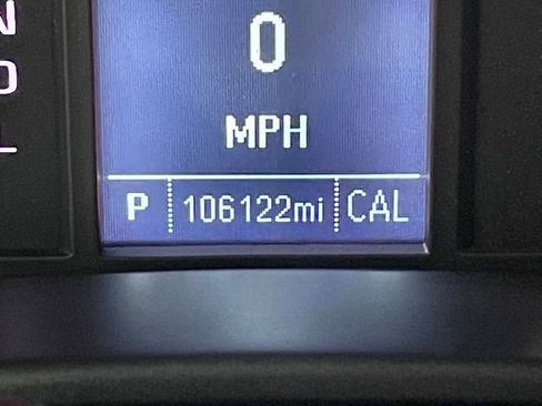 Used 2018 Chevrolet Silverado 1500 Custom w/ Custom Value Package image 2