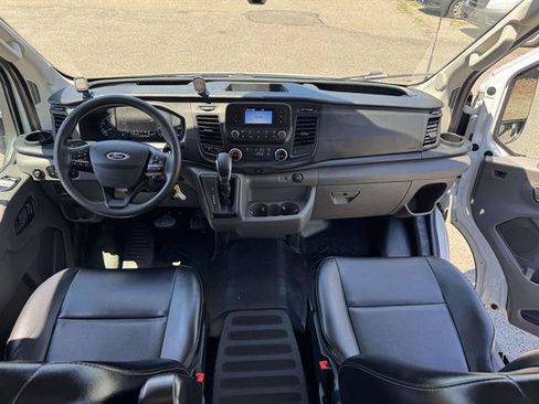 Certified 2025 Ford Transit 250 148 Medium Roof RWD image 32