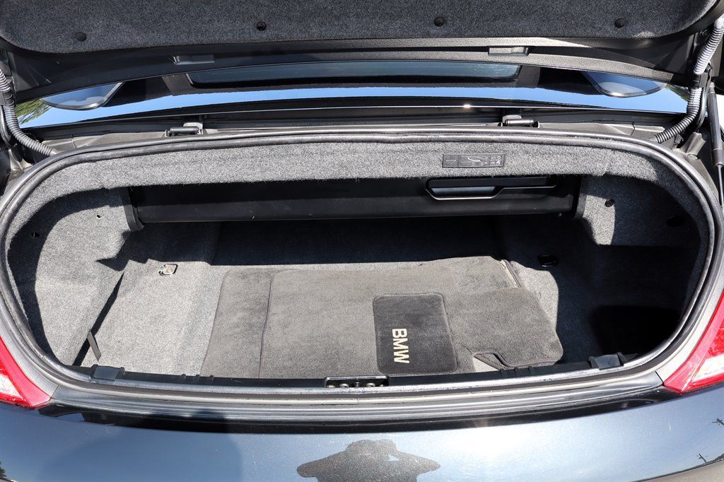 Used 2010 BMW 650i Convertible RWD image 44