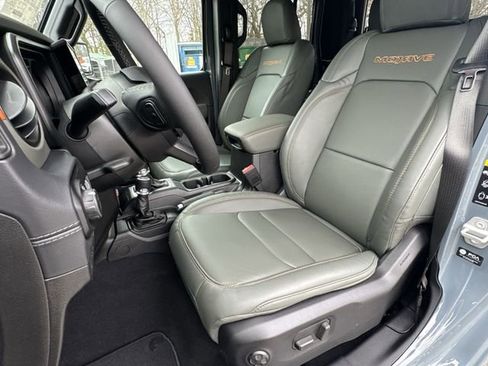 New 2026 Jeep Gladiator Mojave AWD/4WD image 22