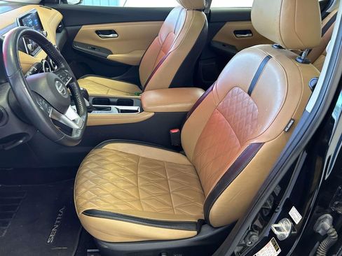 Used 2022 Nissan Sentra SV w/ SV Premium Package FWD image 16
