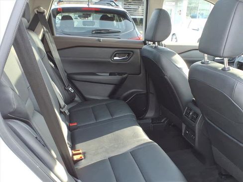 Certified 2023 Nissan Rogue SL w/ SL Premium Package image 22