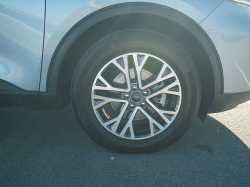 Used 2022 Ford Escape SEL w/ Technology Package image 42