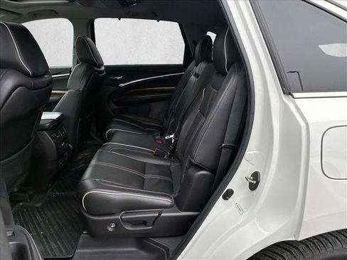 Used 2017 Acura MDX SH-AWD image 14