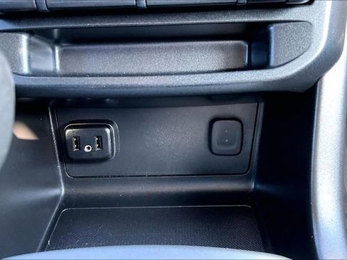 Used 2019 Chevrolet Colorado LT AWD/4WD image 26