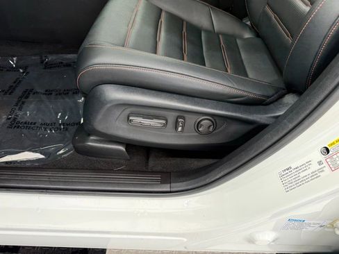 Used 2025 Honda CR-V Sport Touring image 16