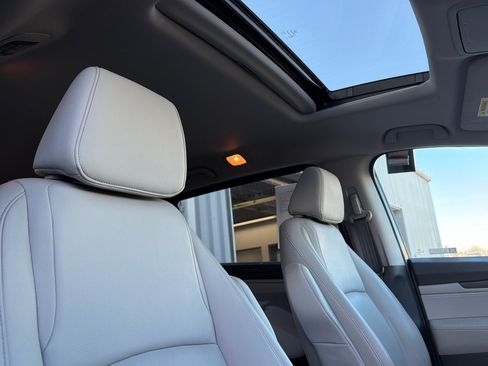 Used 2022 Honda Odyssey EX-L image 17