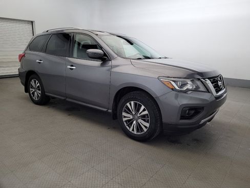 Used 2020 Nissan Pathfinder SV image 11