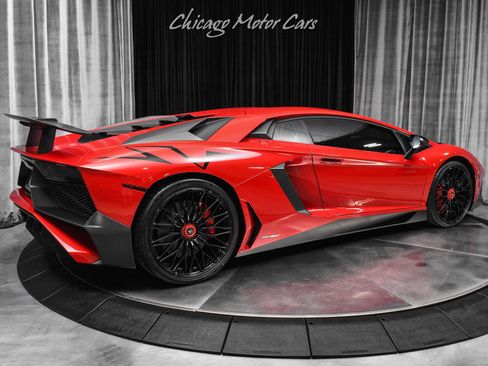 Used 2016 Lamborghini Aventador LP 750-4 Superveloce AWD/4WD image 5