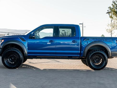 Used 2017 Ford F150 Raptor w/ Equipment Group 802A Luxury image 3