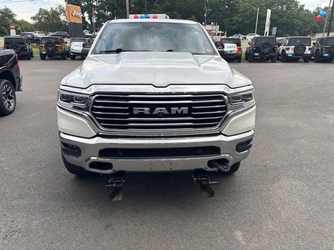 Used 2022 RAM 1500 Limited AWD/4WD image 2