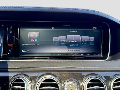 Used 2017 Mercedes-Benz S 550 Sedan image 31