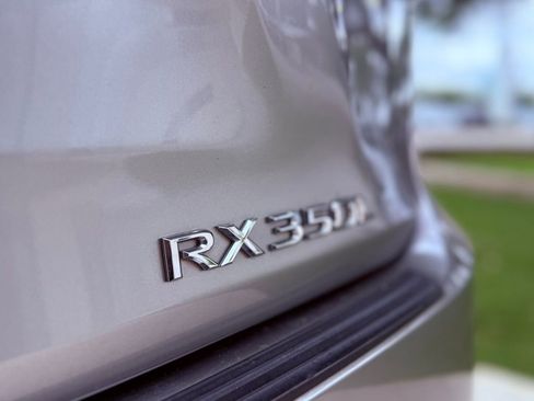 Used 2018 Lexus RX 350L FWD image 36