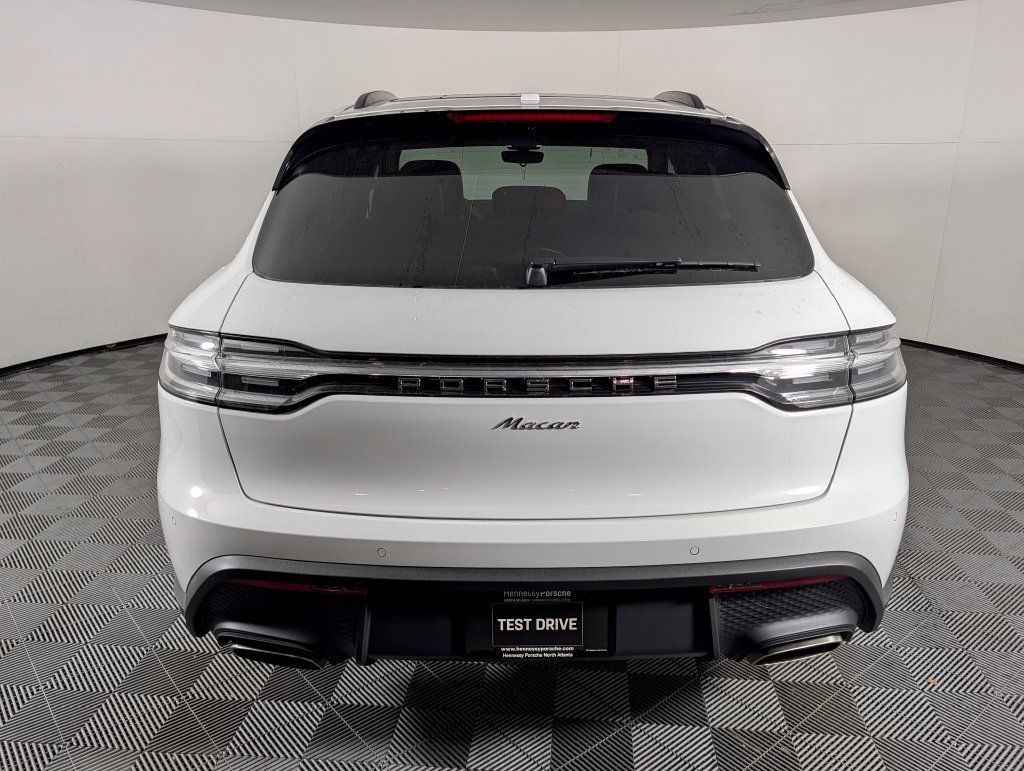 New 2026 Porsche Macan AWD/4WD image 6