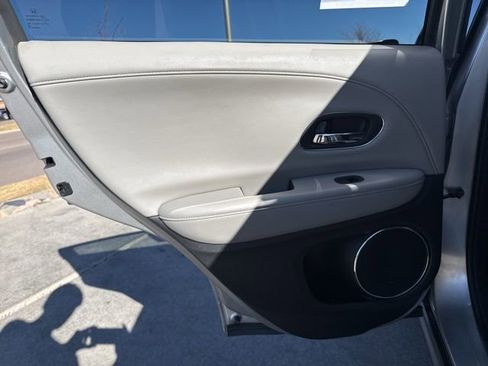 Used 2016 Honda HR-V EX-L image 18