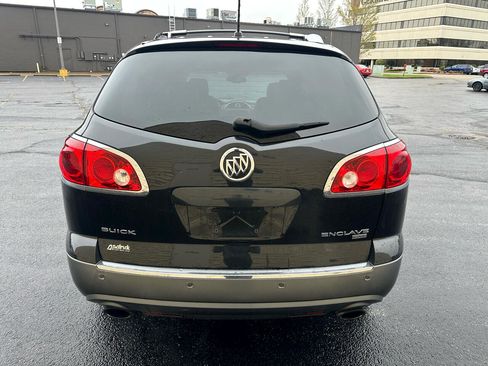 Used 2011 Buick Enclave CXL image 4
