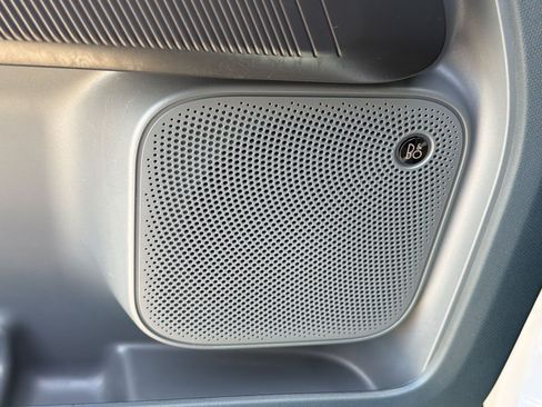 Used 2025 Ford Maverick Lariat w/ Black Appearance Package AWD/4WD image 24