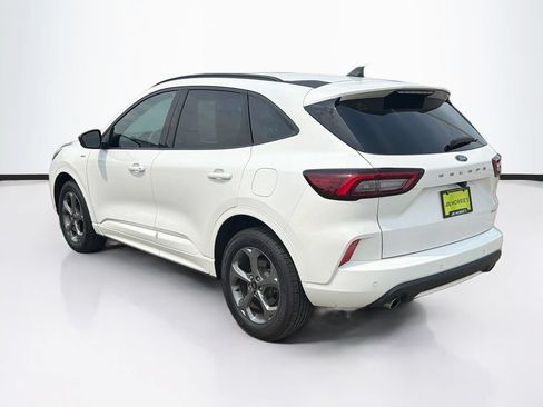 Used 2023 Ford Escape ST-Line w/ Tech Pack #1 AWD/4WD image 7