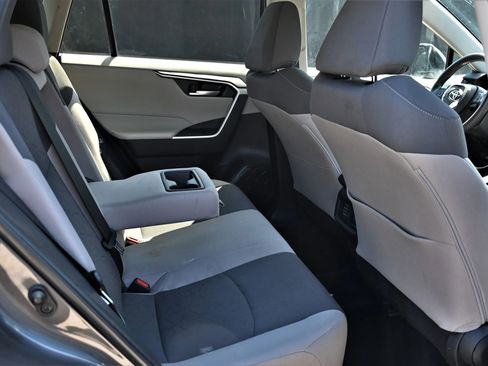 Used 2025 Toyota RAV4 XLE image 13