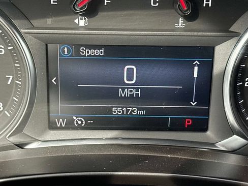 Used 2024 GMC Terrain SLE AWD/4WD image 20