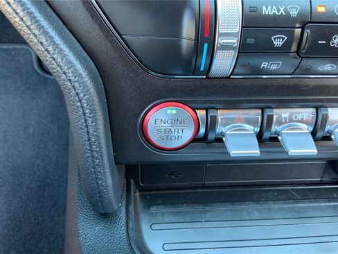 Used 2019 Ford Mustang Convertible w/ Equipment Group 101A RWD image 32