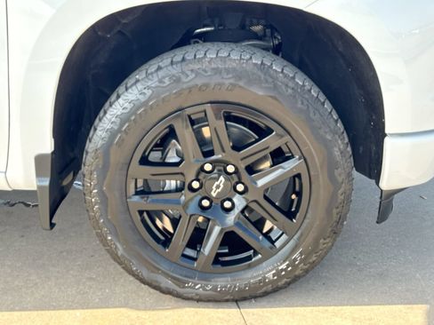 Used 2024 Chevrolet Silverado 1500 RST w/ Convenience Package II AWD/4WD image 10