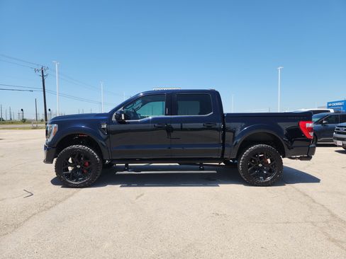 Used 2021 Ford F150 Lariat w/ Equipment Group 502A High AWD/4WD image 4